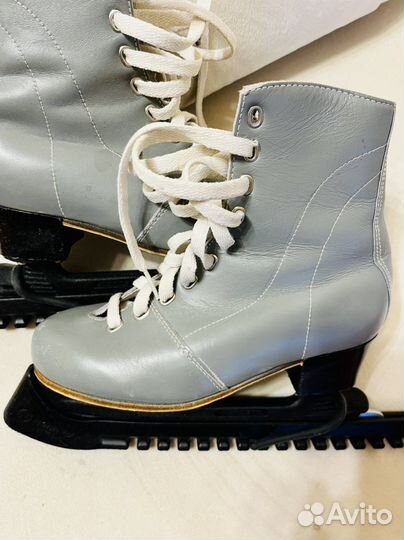 Коньки фигурные с чехлами Nordway