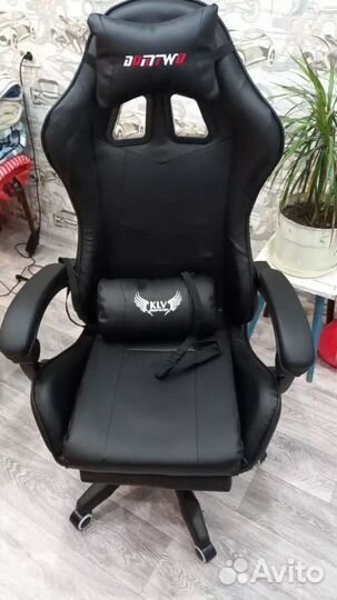 Компьютерное кресло из эко кожи новое
