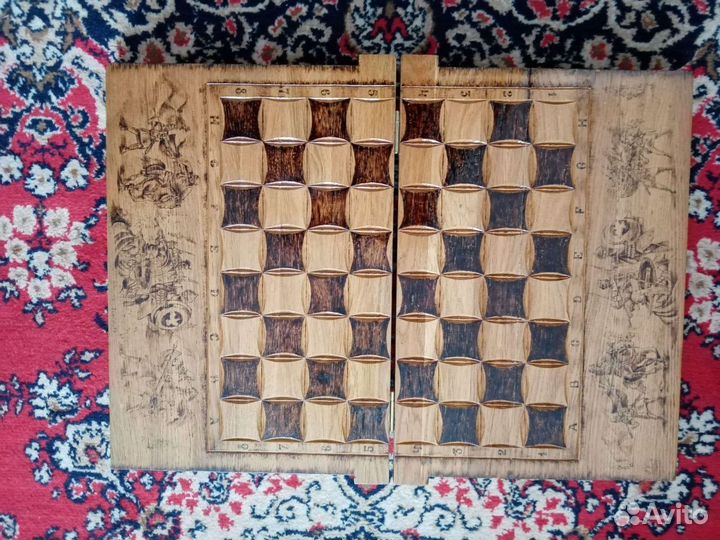 Книга шахматы резная