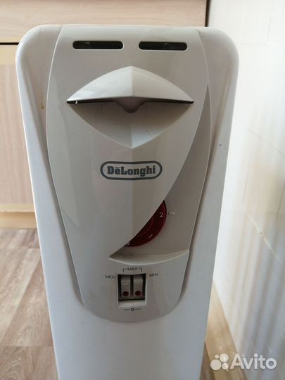 Масляный обогреватель delonghi (7 секций)