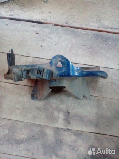 Продам крепление для аккумулятора