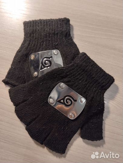 Перчатки из аниме 