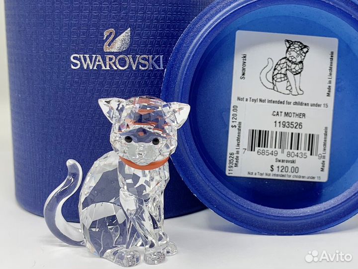 Фигурка Кошки мамы Swarovski в красном ошейнике
