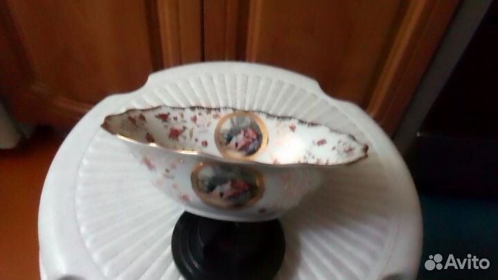 Подарочная овальная ваза в коробочке