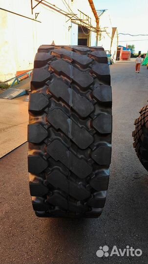 Шины на спецтехнику (23.5/25/24 PR)