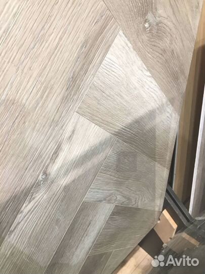 Кварцвиниловая плитка замковая