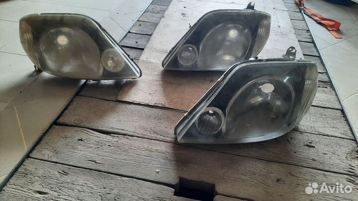 Фары toyota corolla,allex runx