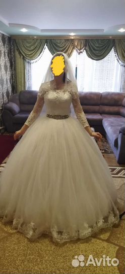 Свадебное платье