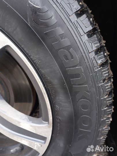 Hankook Winter I'Pike RS2 W429 215/65 R16 102T