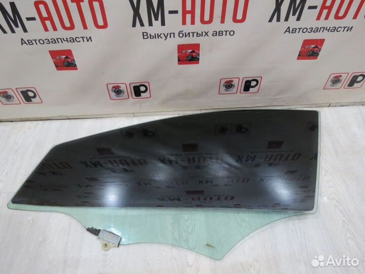 Стекло двери переднее левое Hyundai i30 2