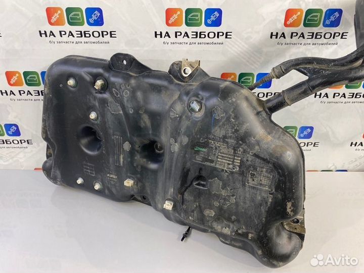 Топливный бак Renault Duster HSM F4R 2013