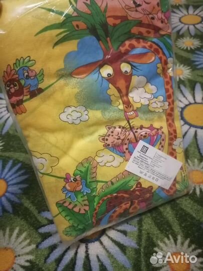 Бортики и в кроватку + постельное