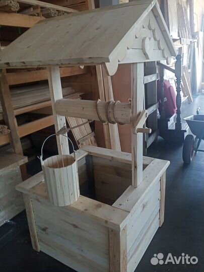 Колодец декоративный