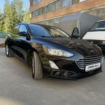 Ford Focus 1.5 AT, 2020, 71 600 км, с пробегом, цена 1 999 900 руб.