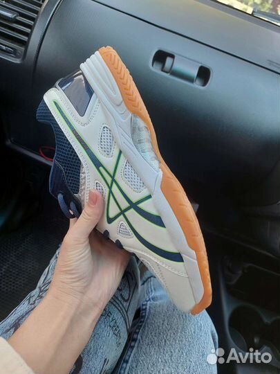 Волейбольные кроссовки