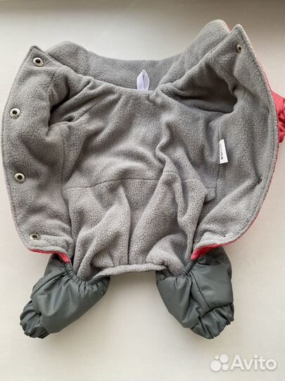 Зимний комбинезон для маленькой собаки