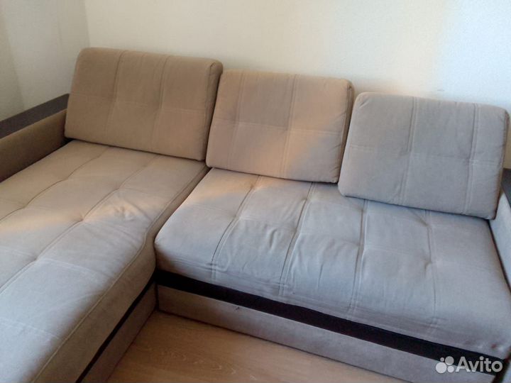 Большой угловой диван раскладной бу