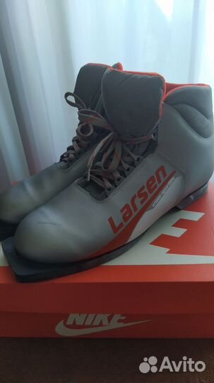 Лыжные ботинки