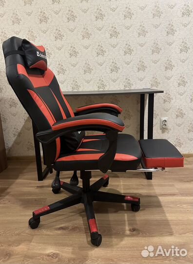 Игровое/компьютерное кресло defender xcom