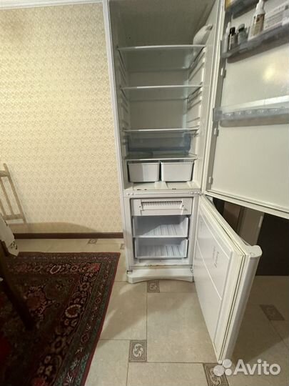 Холодильник б/у