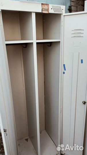 Шкаф металлический для одежды