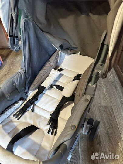Прогулочная коляска chicco