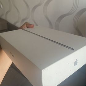 Коробка от iPad 5 поколения 32gb