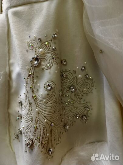 Машинная вышивка шевронов, на одежде