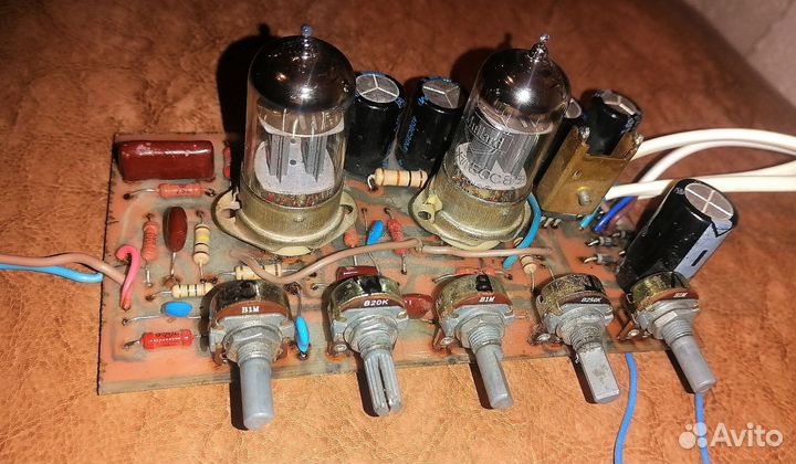 Гитарный предусилитель