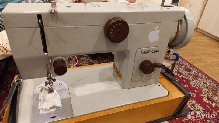 Швейная машина чайка 134