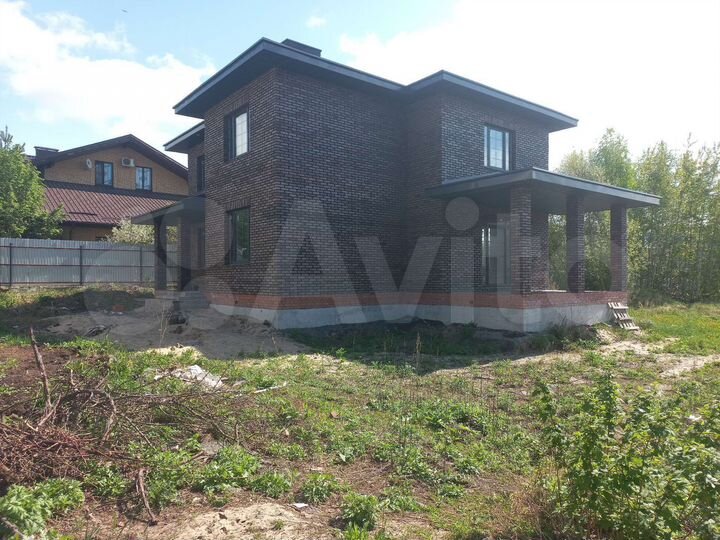 Коттедж 200 м² на участке 8 сот.