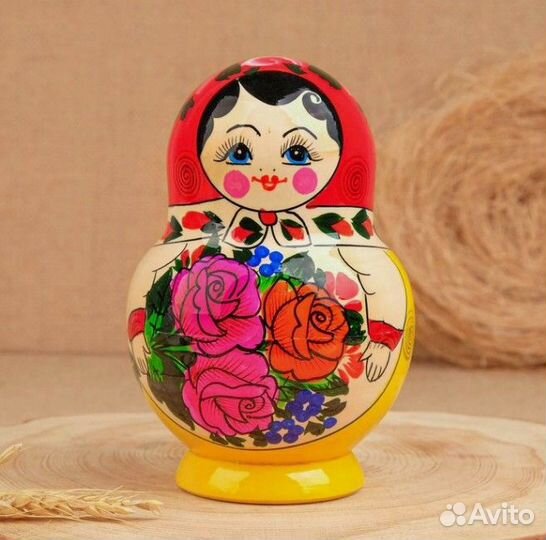 Матрёшка «Пышечки», красный платок 10 кукольная*