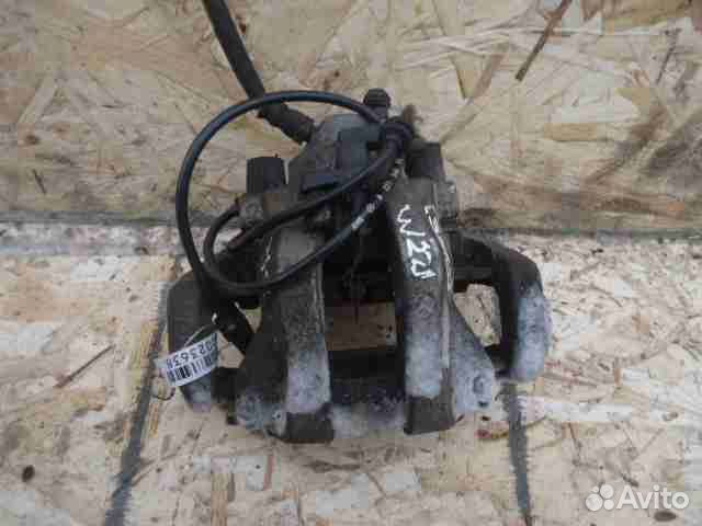 Суппорт задний правый Mercedes S-klasse W221