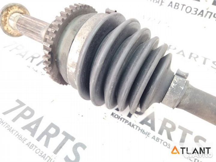 Привод передний правый mazda premacy