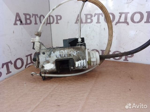 Замок двери передний правый Audi 100 45K