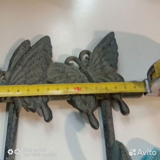 Вешалка для одежды настенная