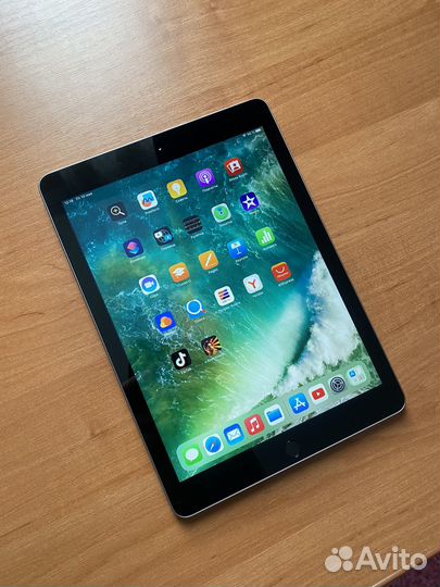 iPad 5 поколения 32gb