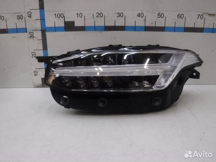 Фара левая Volvo XC90