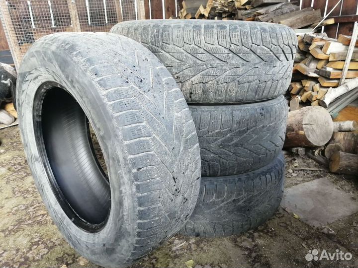 Nokian Tyres Hakkapeliitta R SUV 265/60 R18 114R