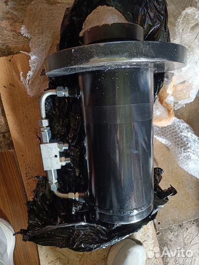 Гидроцилиндр на 50 тонн