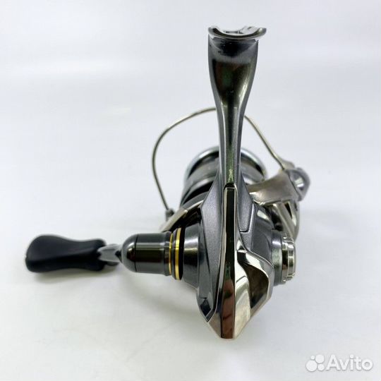 Катушка shimano (New) 24 twin power C2000S