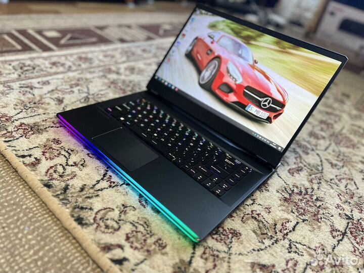 Мощный Ноутбук MSI i9-10980HK/RTX 3080 8гб/32гб