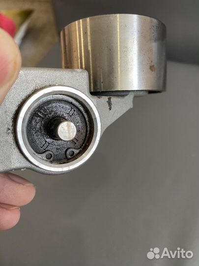 Натяжной ролик Subaru Forester sh