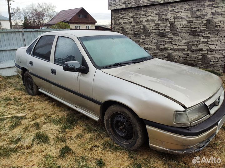 Opel Vectra 1.6 МТ, 1993, 301 000 км