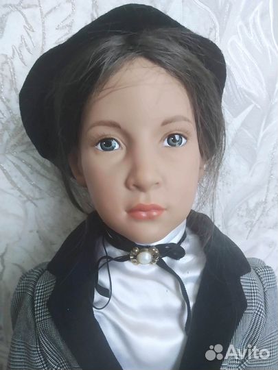 Немецкая коллекционная кукла Sigikid