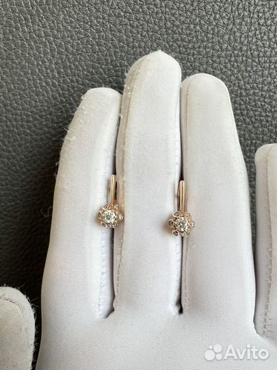 Женские золотые серьги с бриллиантами 0.53ct