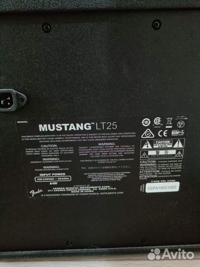 Гитарный комбик Fender Mustang LT25