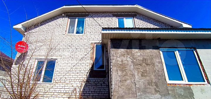 Коттедж 150 м² на участке 8 сот.