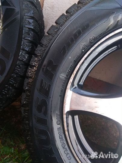 Комплект колес на 15 литых дисках