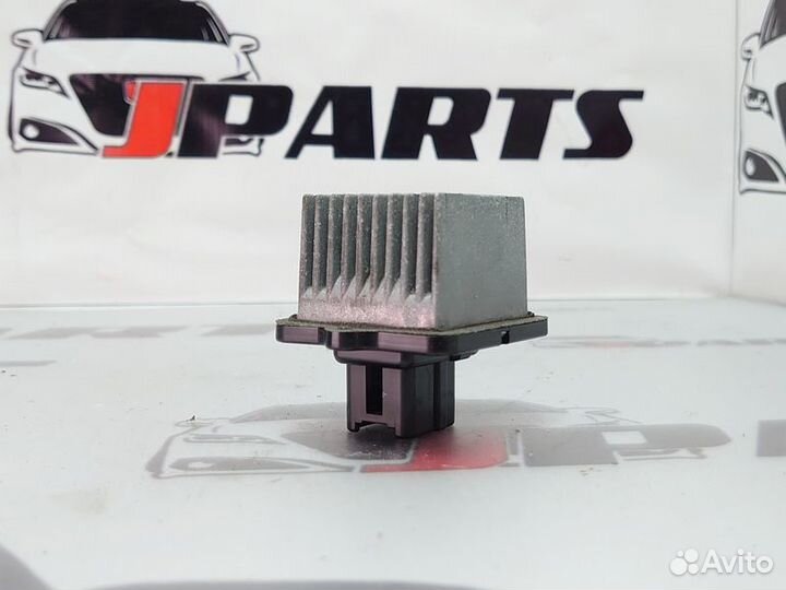 Резистор отопителя Mitsubishi Outlander II (2005—2